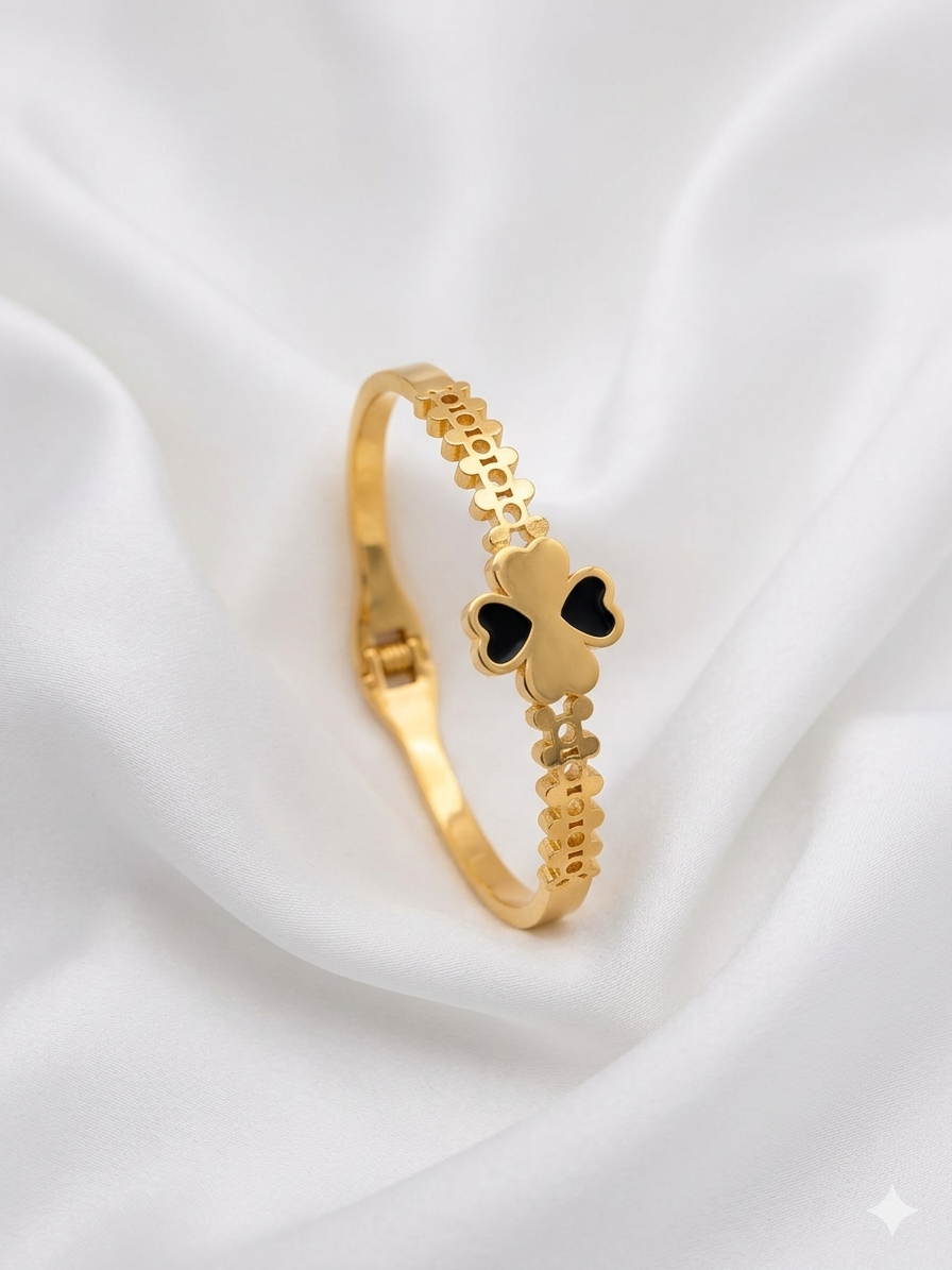 Couture Kada