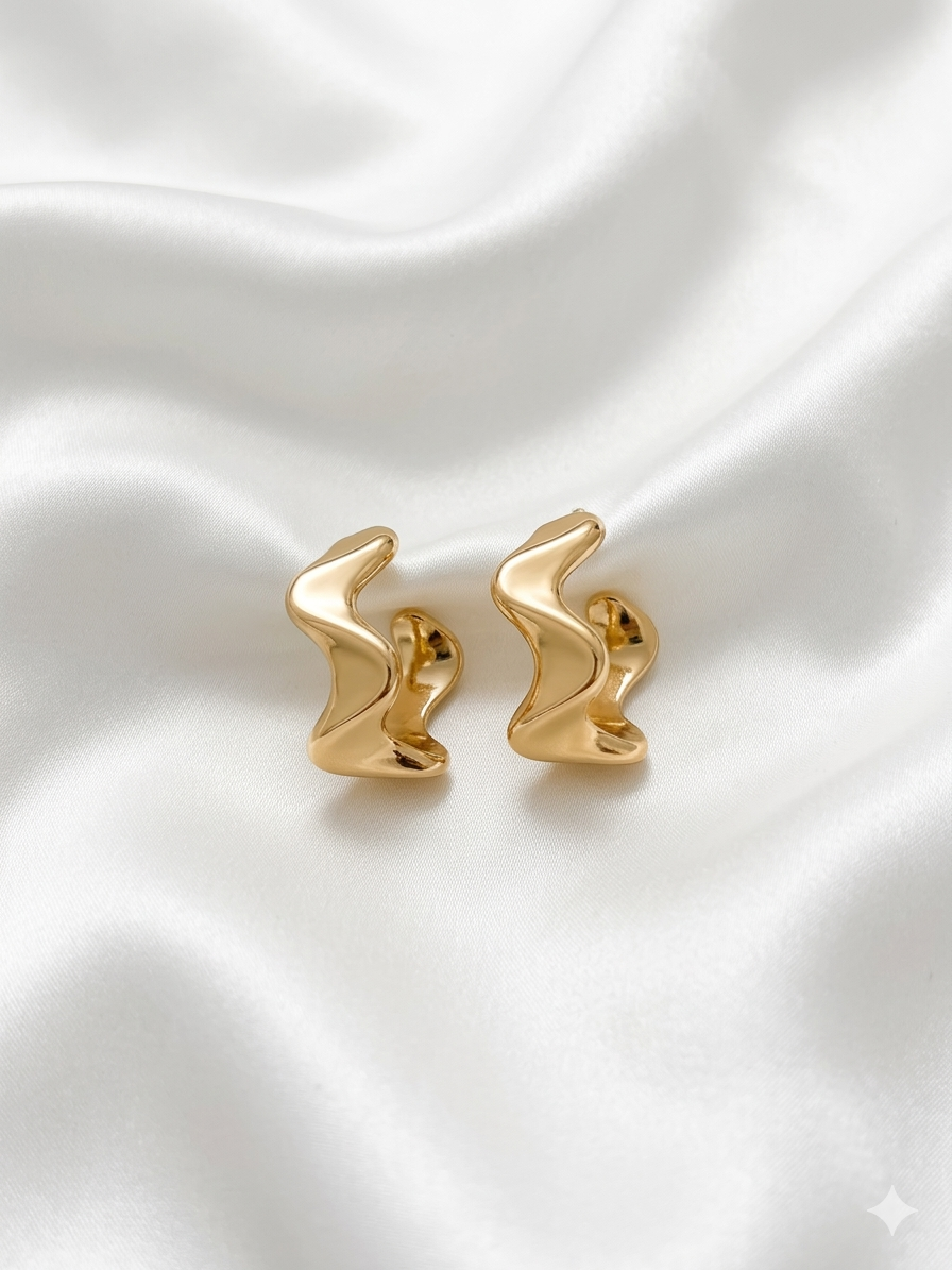 Mini Wavy Hoops
