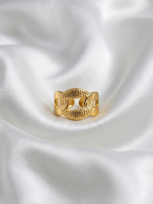 Bold Chain Ring