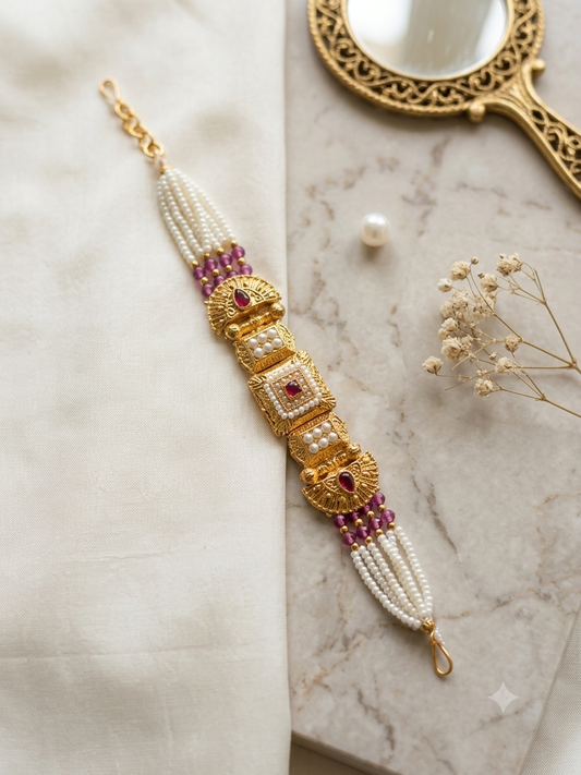 Kriti Bracelet Rakhi Pink