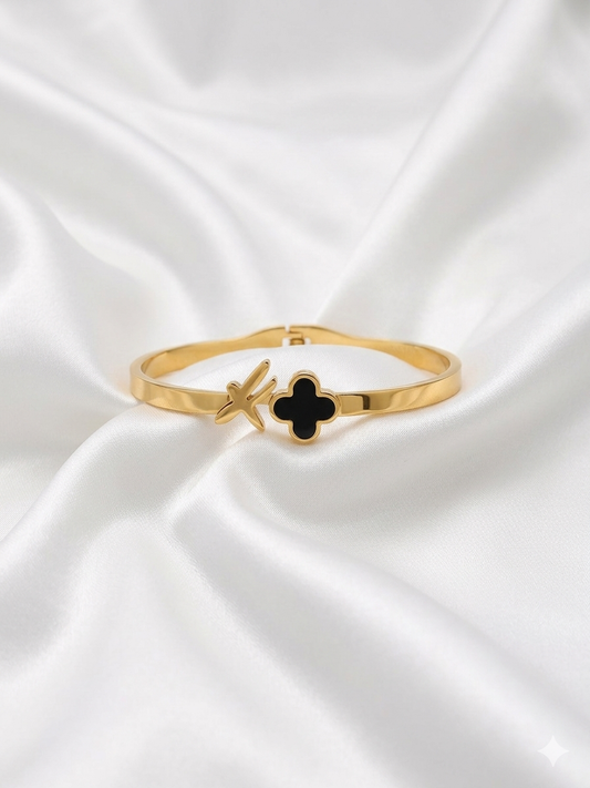 Noir Clover Initial Kada