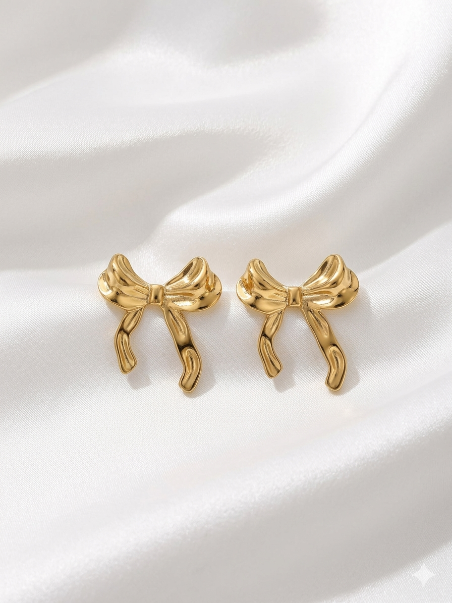 Minimal Bow Earring