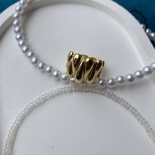 Abstract Swirl Adjustable Ring